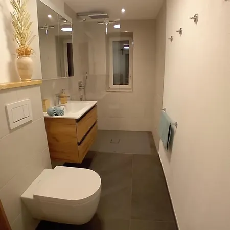 Apartment 12er